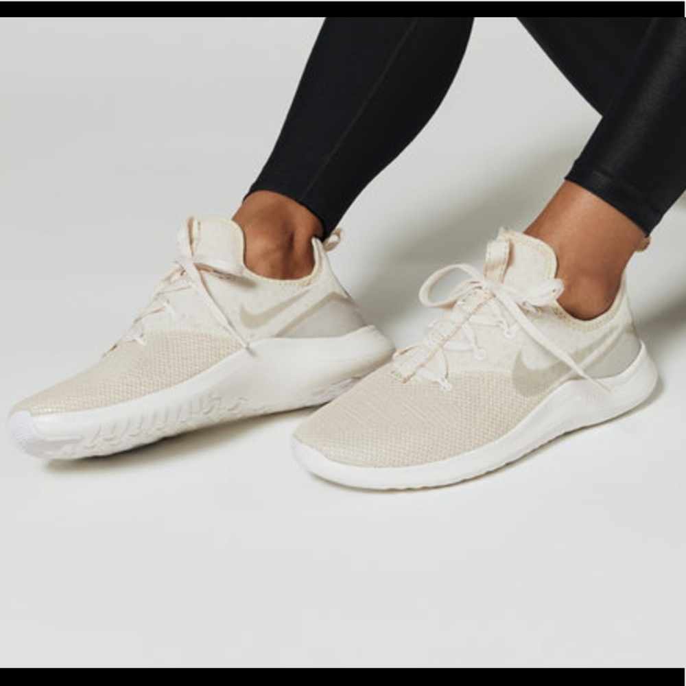 Nike Free TR 8